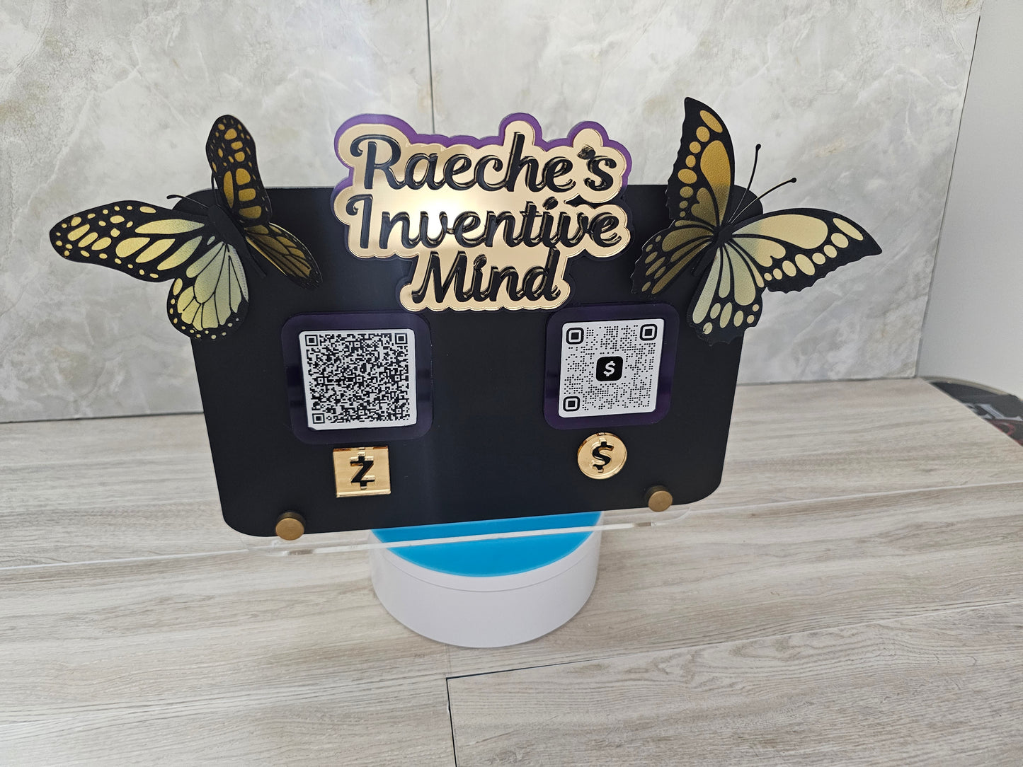 QR Code Payment Stand